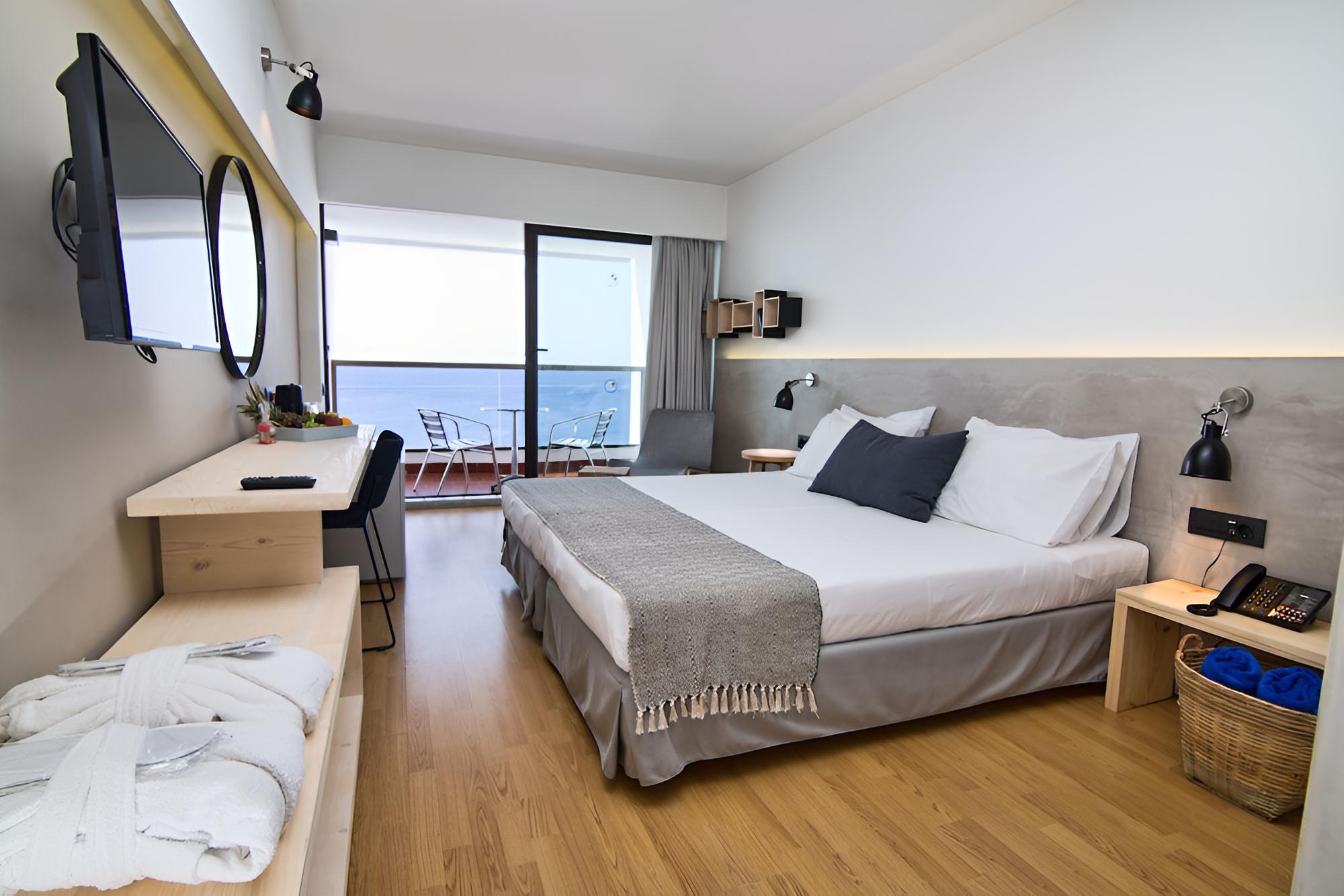 Deluxe Double or Twin Room, Sea View