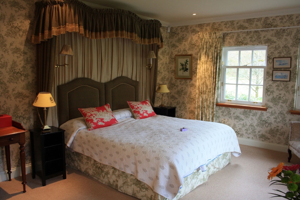 Deluxe Double or Twin Room, Mountain View (The Hill Room) photo 2