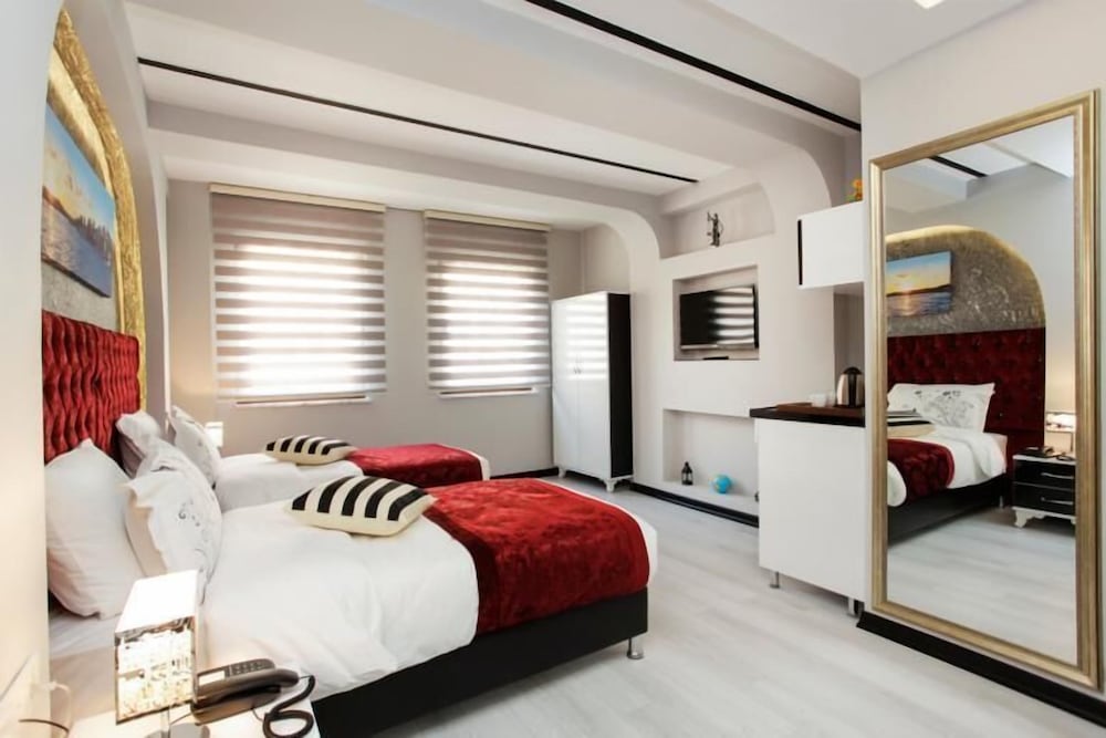 Deluxe Room, 1 Bedroom photo 2