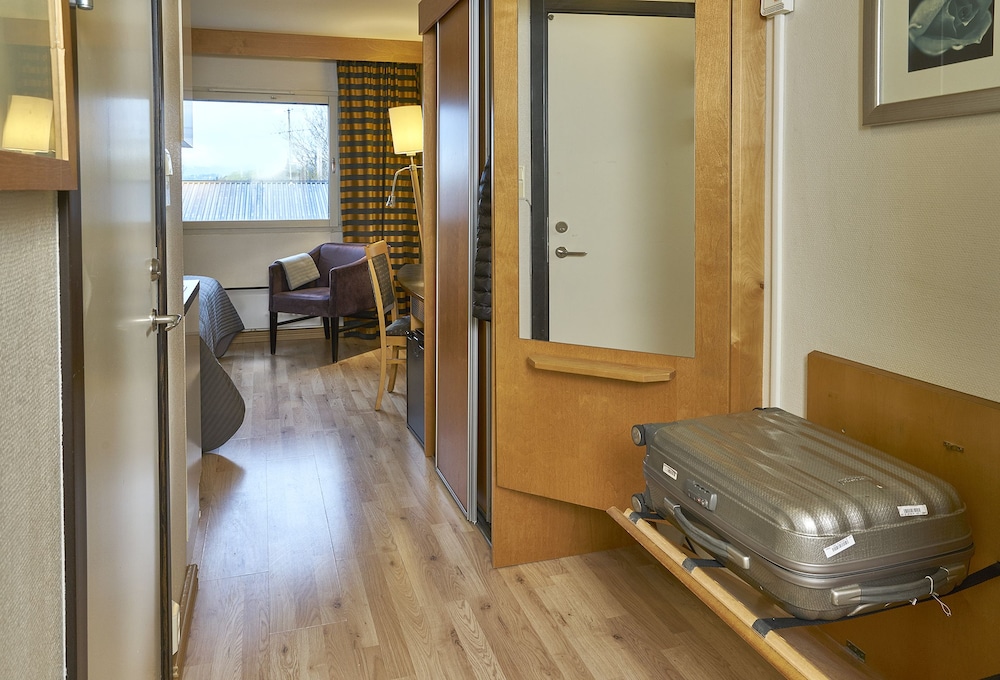 Single Room photo 3