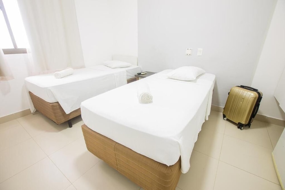 Twin Room - Photo 5