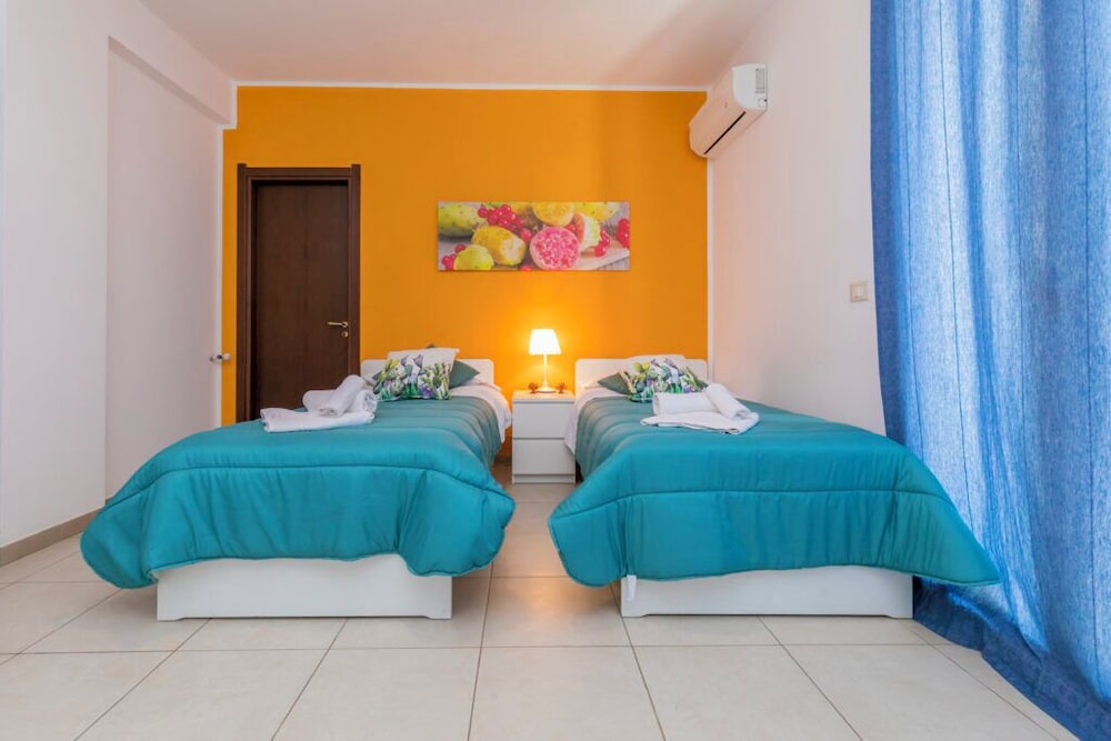Habitación Doble Básica o con Dos Camas