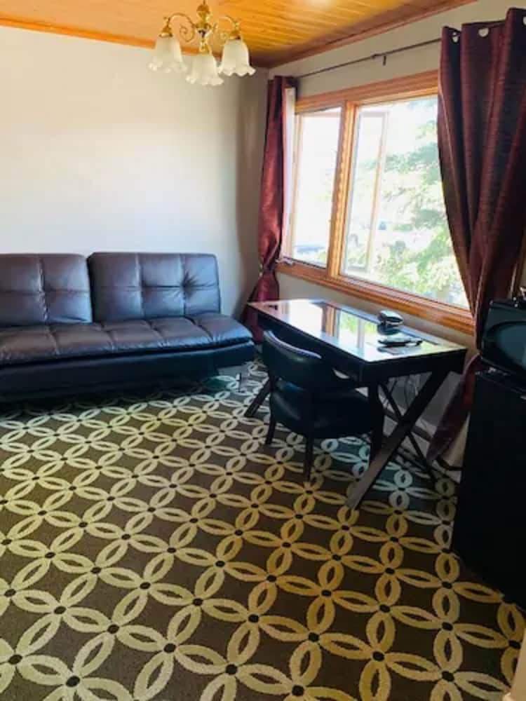 Deluxe Room, 2 Queen Beds, City View photo 3