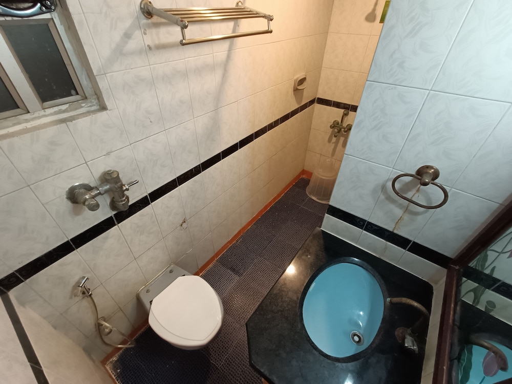 Deluxe Triple Room - Photo 14