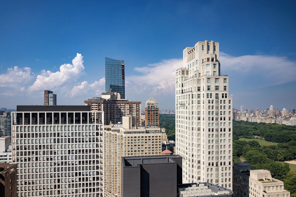 Suite (New York Skyline) thumbnail 6