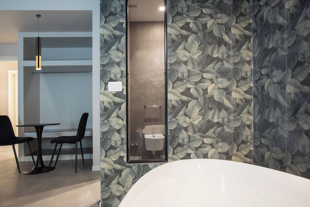 Luxury Double Room, Balcony, City View