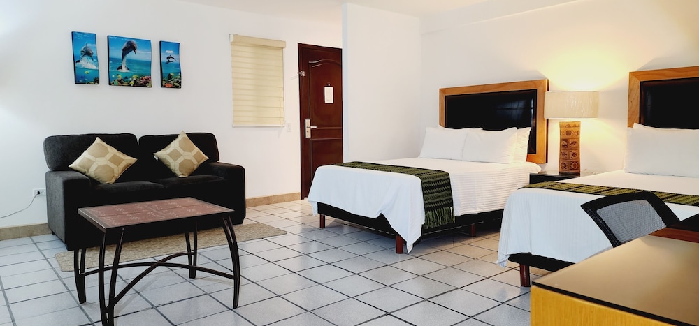 Deluxe Double Room photo 2