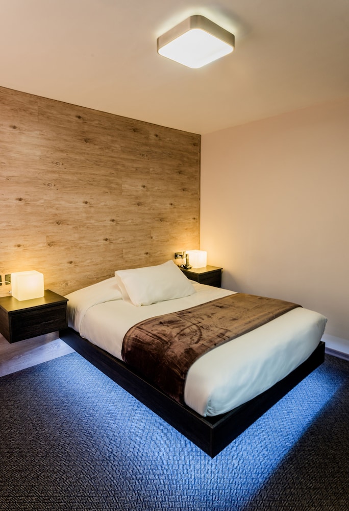 Superior Single Room (Street view) photo 1