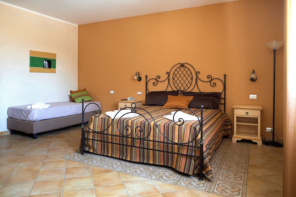 Comfort Quadruple Room photo 1