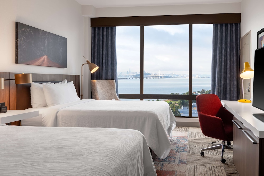 Room, 2 Queen Beds, Bay View (High Floor) - Photo 1