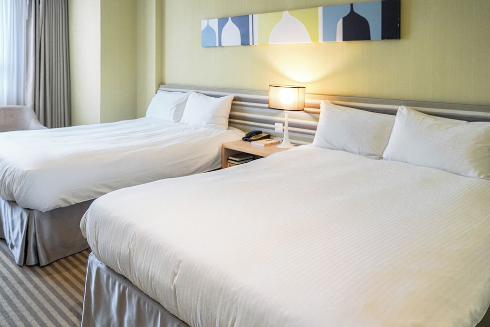 Classic Quadruple Room