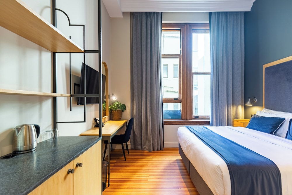Deluxe Room - Photo 1