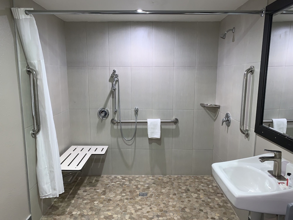 Skyways Hotel, Photo 4