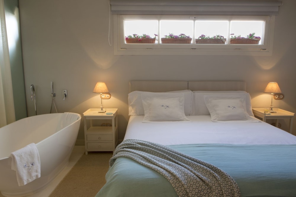Double or Twin Room (Cozy Room) photo 3