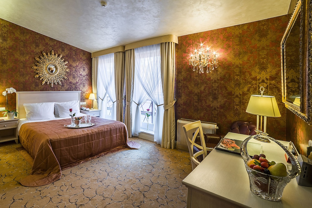 Double Room - Photo 3