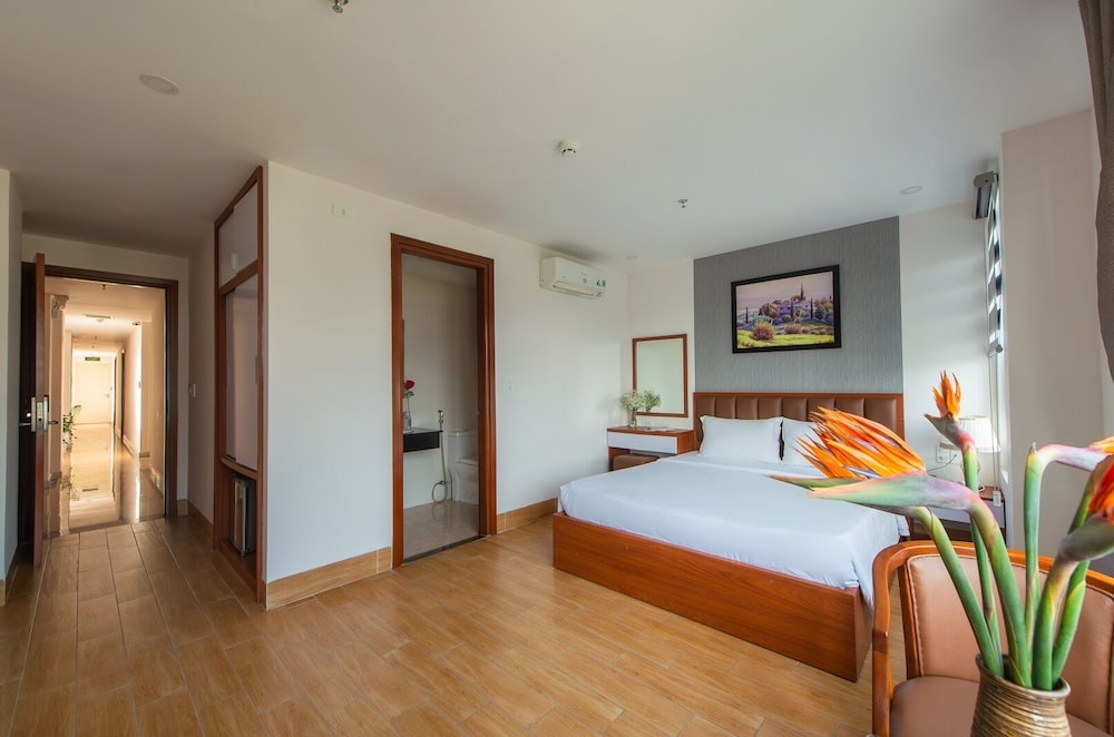 Deluxe Double Room, 1 Queen Bed, Mountain View - Photo 8