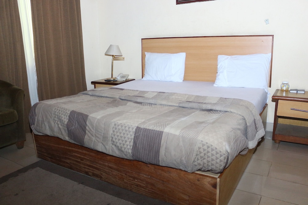 Executive Suite photo 1