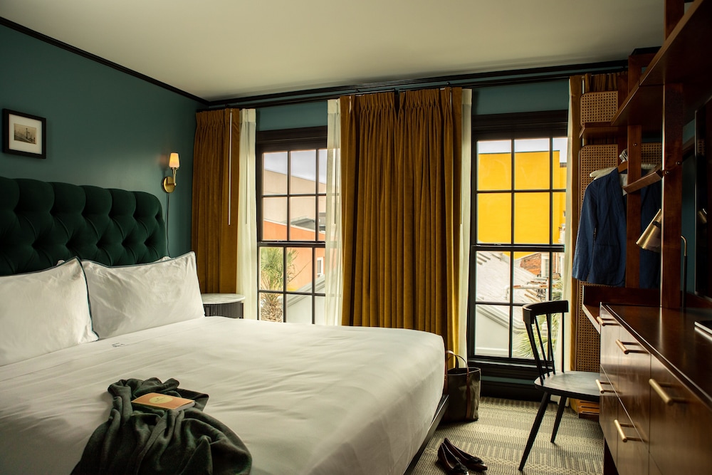 Room, 1 King Bed (Atelier) - Photo 1