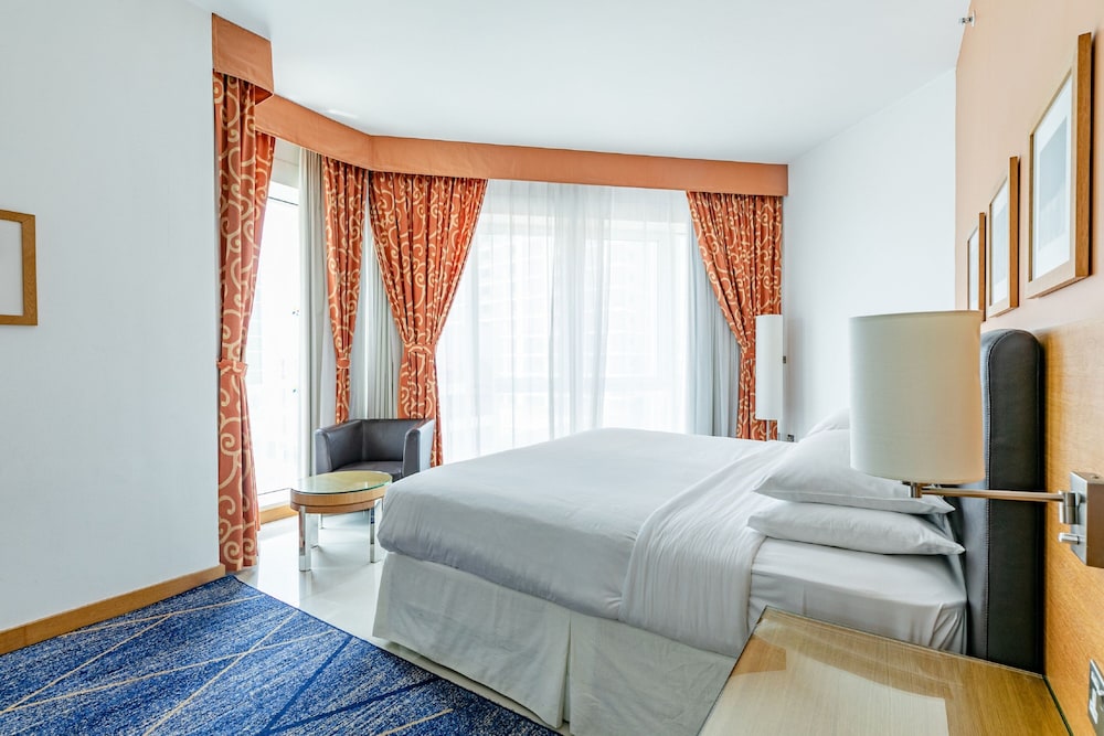 Suite, 1 Bedroom, Non Smoking - Complimentary Shuttle Service to Dubai Mall and Kite Beach photo 3