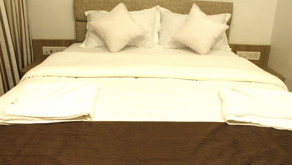 Double or Twin Room photo 3