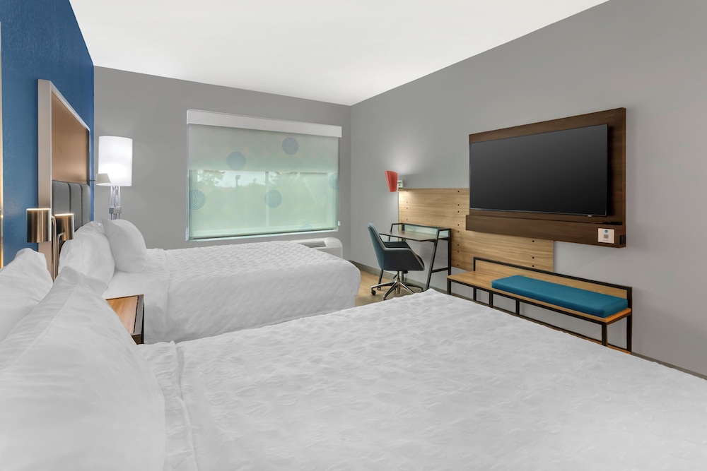 Room, 2 Queen Beds