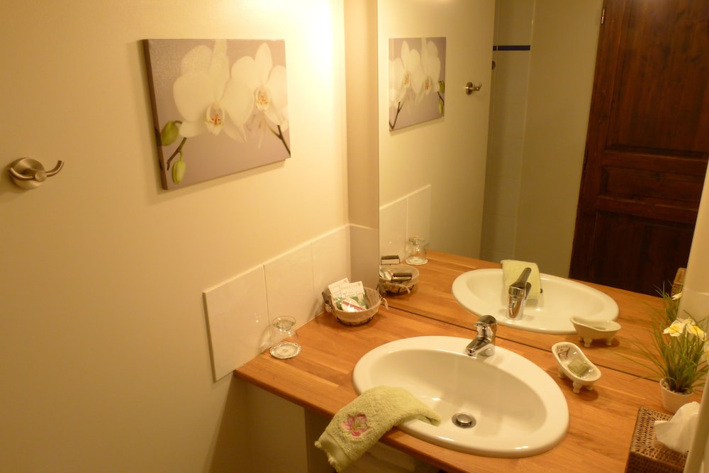 Comfort Double Room, Ensuite, Courtyard View (3 épis) photo 2