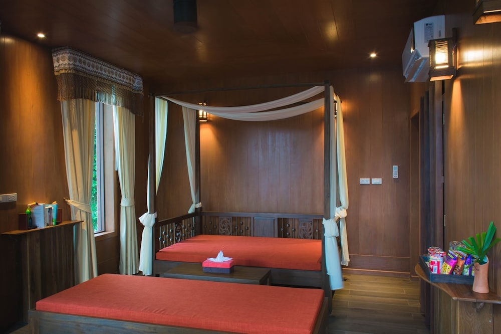 Executive Pool Suite, Sea View - Photo 10