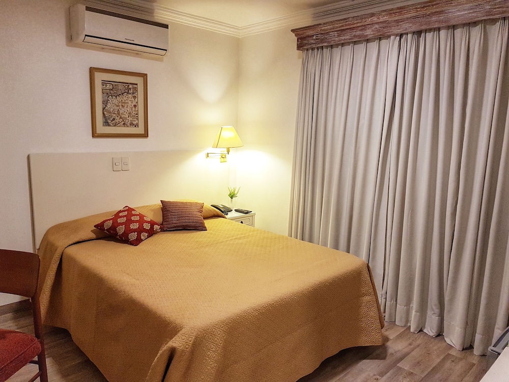 Double Room - Photo 4
