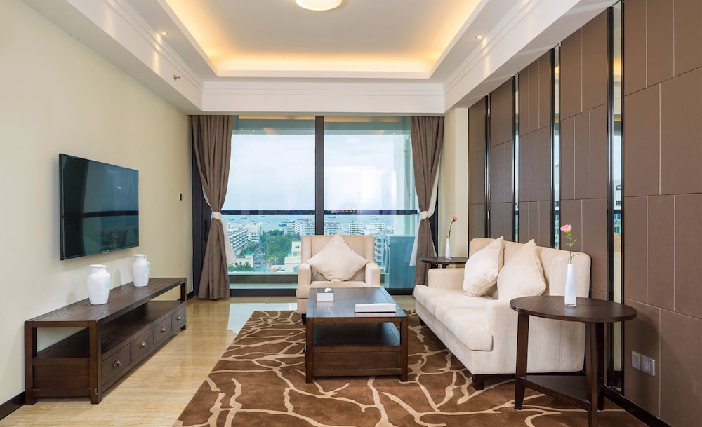 Deluxe Family Suite With Sea View photo 1