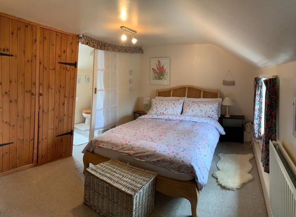 Suite, Private Bathroom, Garden View (Family Suite) photo 2