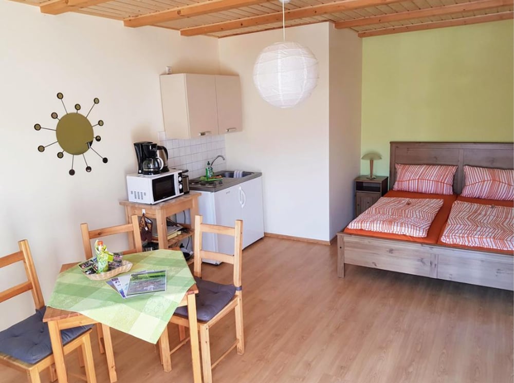 Apartment, 2 Bedrooms (Fewo 4 Incl. 40 Euro Cleaninfee) photo 2