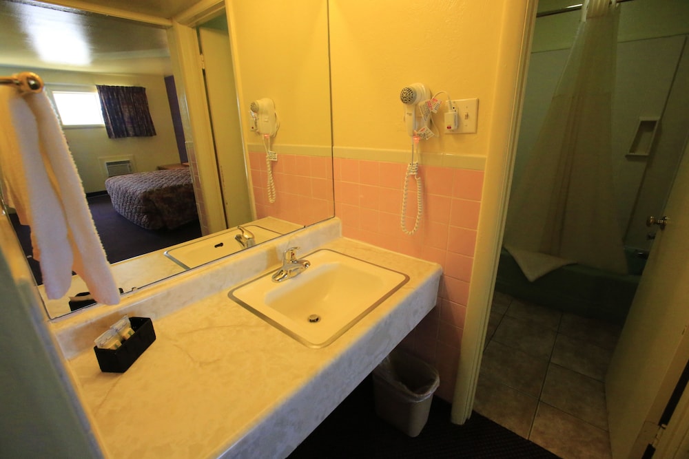 Standard Room, 1 Bedroom photo 2
