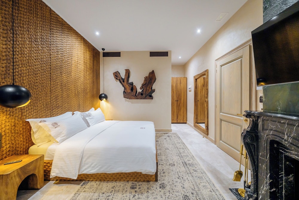 Deluxe Double Room photo 2