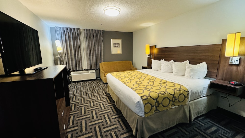 Standard Room, 1 King Bed - Photo 1