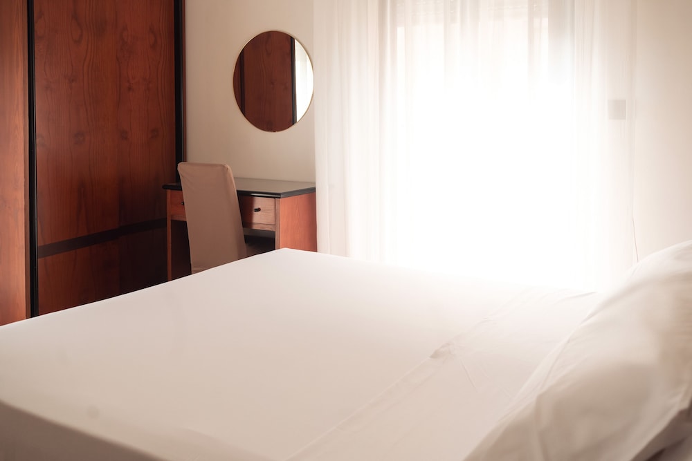 Standard Triple Room - Photo 2