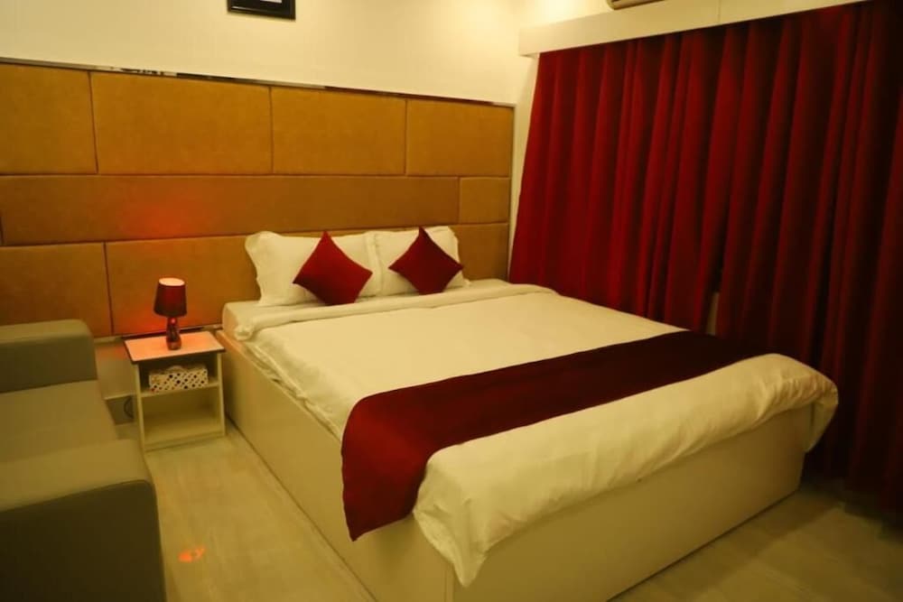 Deluxe Single Room, City View photo 1