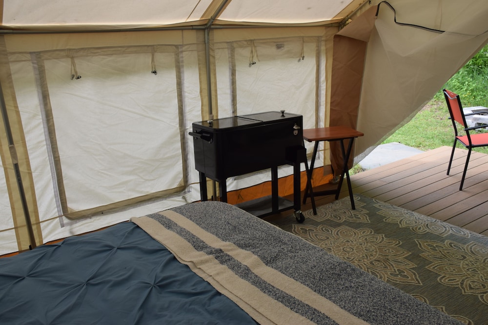 Luxury Tent photo 3