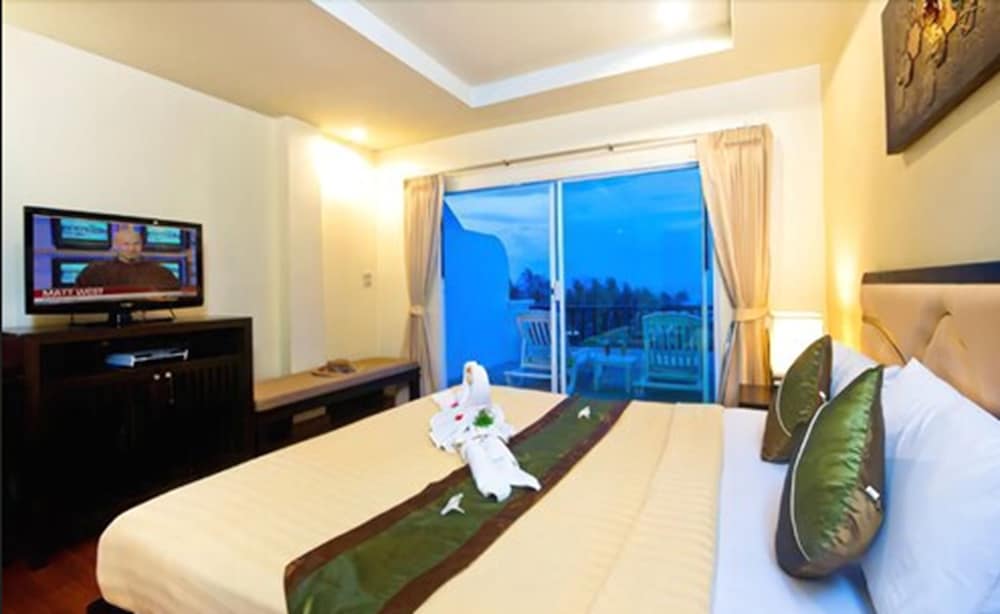 Romantic Ocean View Suite - Photo 5