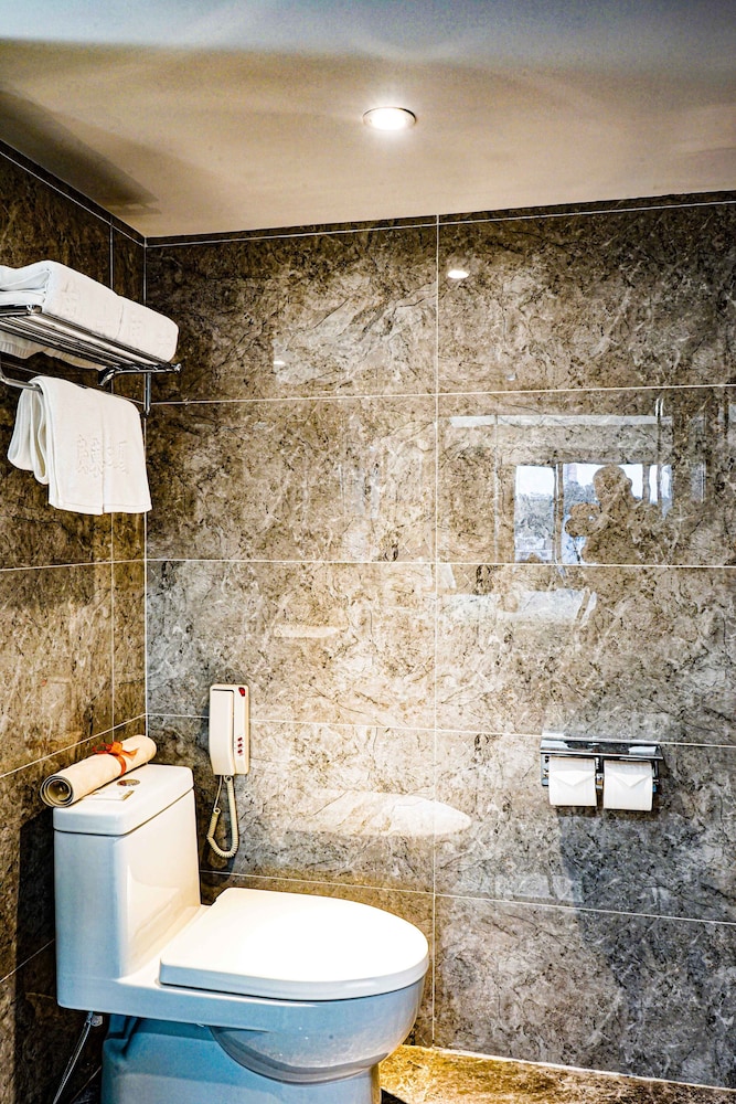 Business Twin Room - Photo 5