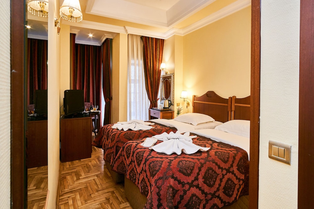 Superior Double or Twin Room photo 1