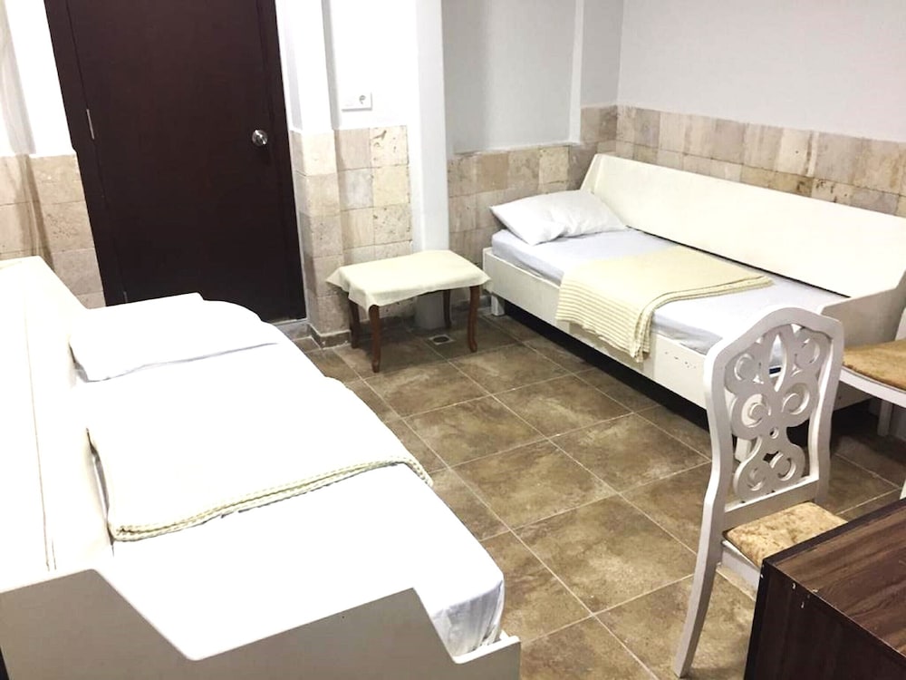 Room, 3 Bedrooms, Smoking, Private Pool