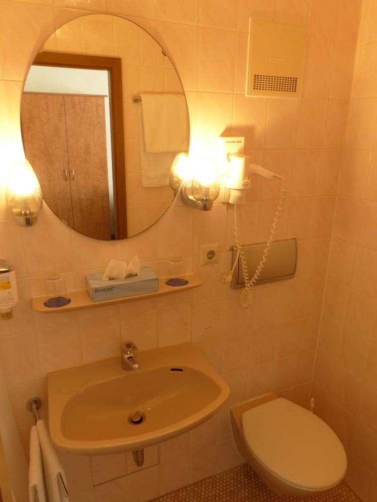 Double Room Single Use photo 3