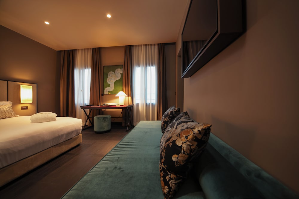 Executive Triple Room photo 3