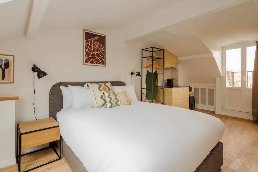 Superior Studio, 1 Double Bed, Balcony photo 1