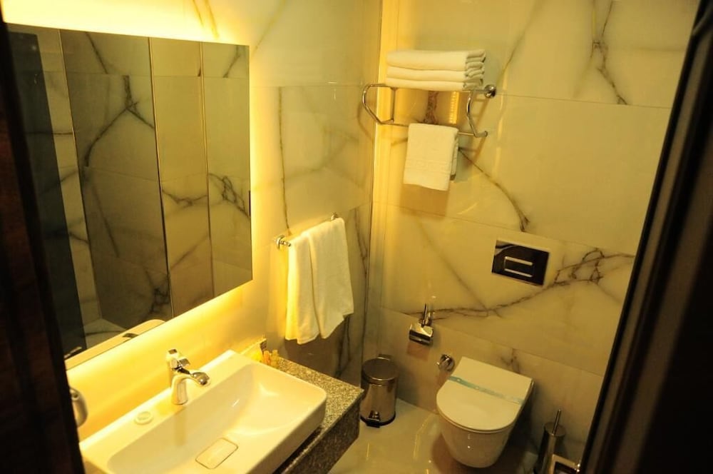 Junior Triple Room, Non Smoking photo 2