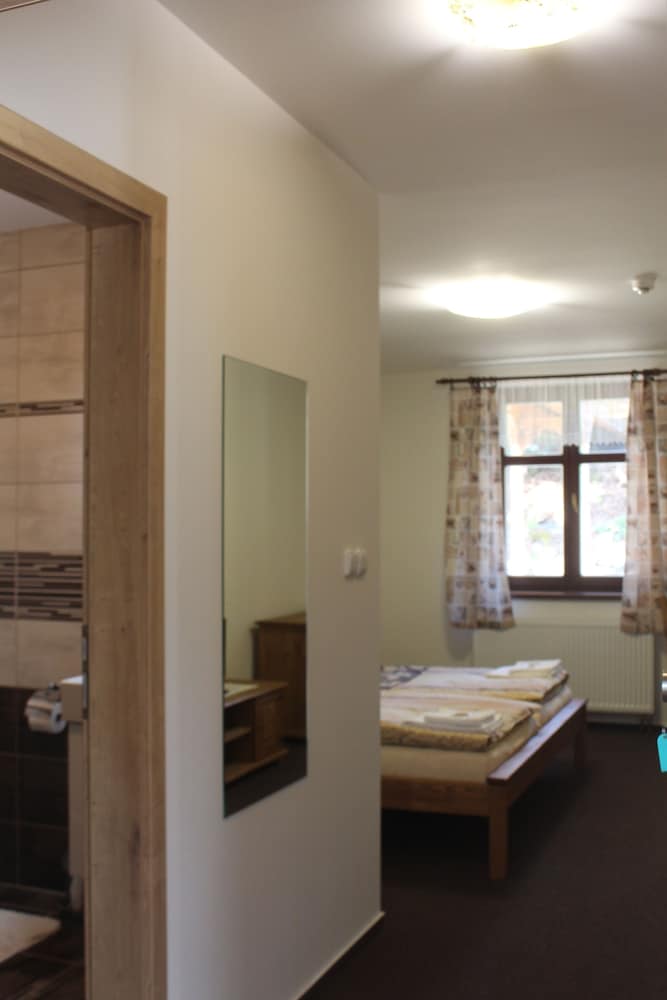 Classic Double Room photo 3