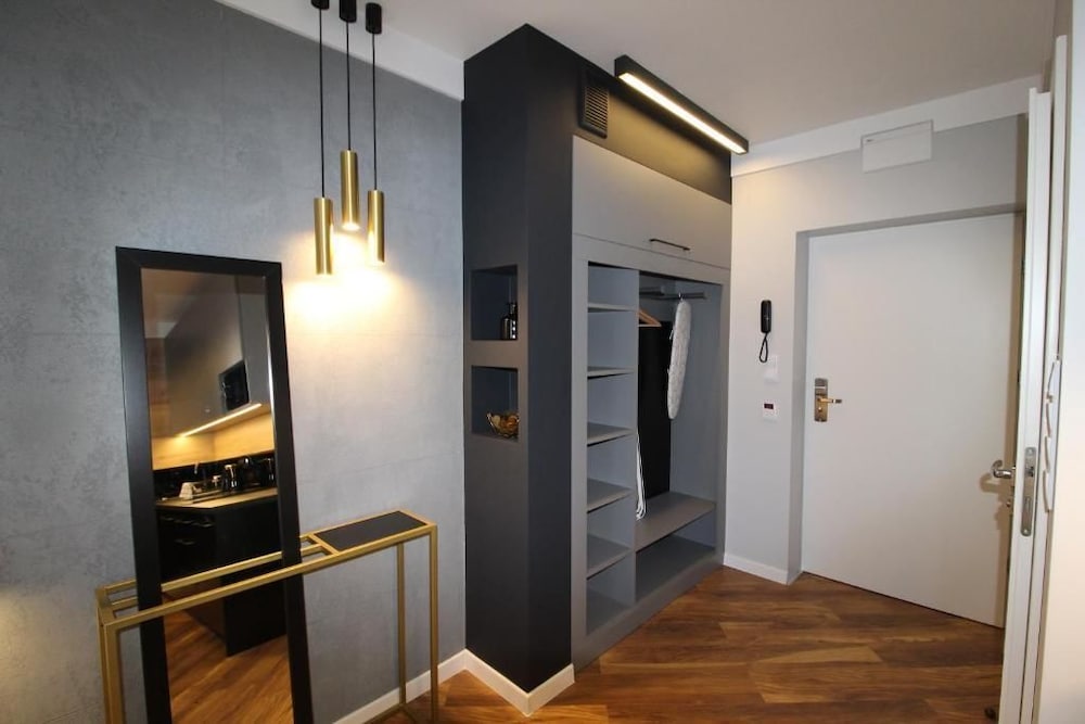 Standard Apartment (number 106,206) - Photo 2