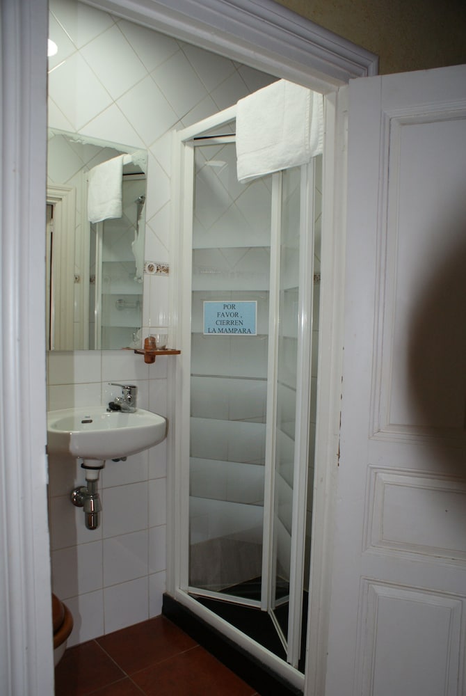 Double or Twin Room, Private Bathroom - Photo 9