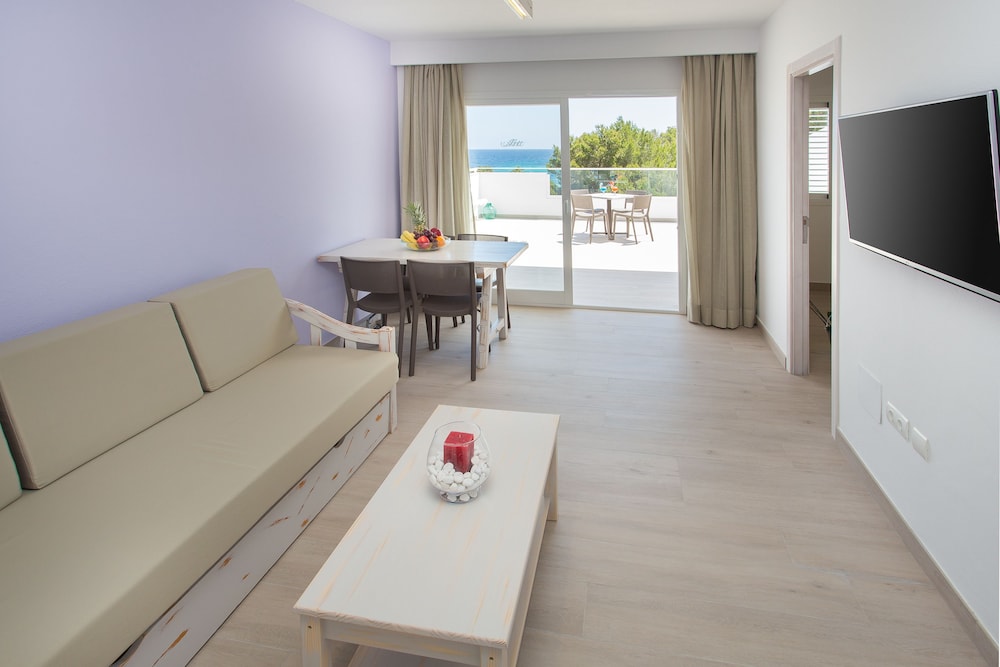 Standard Apartment, 2 Bedrooms, Terrace - Photo 6