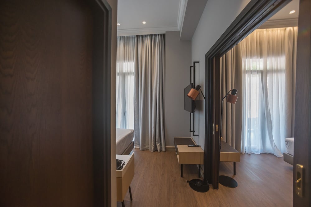 Family Suite - Photo 9